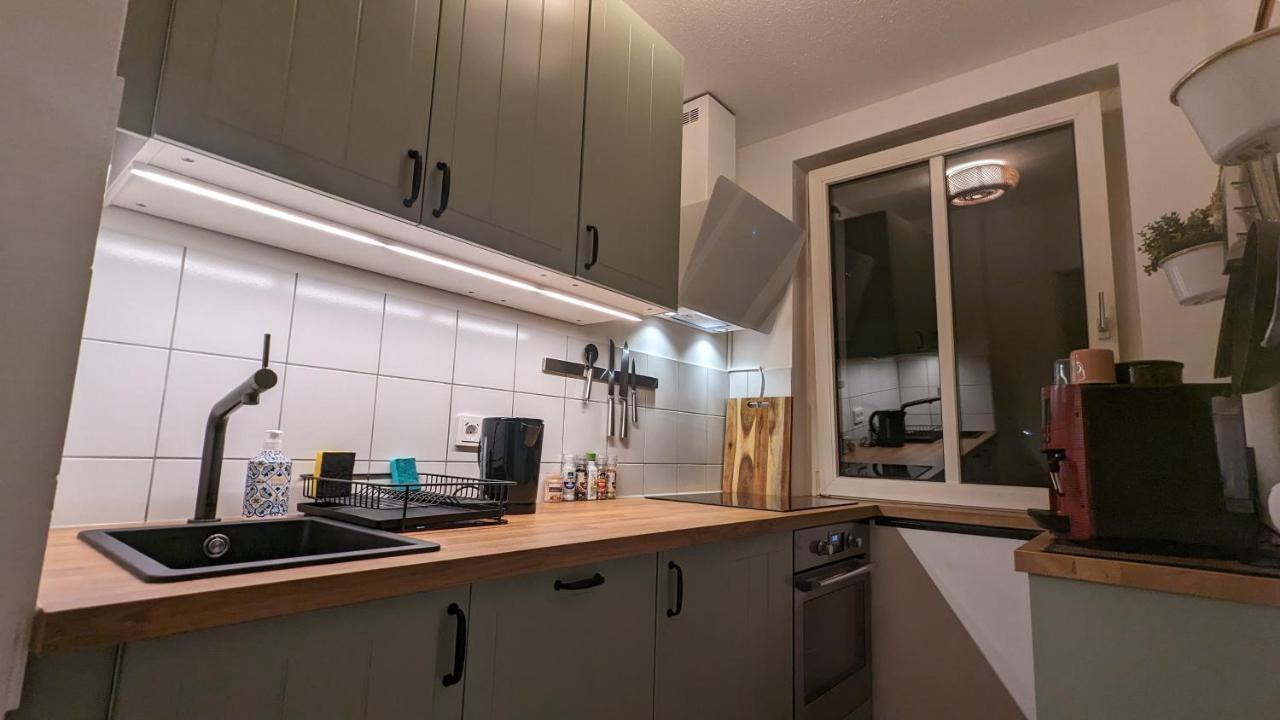 Allroom Modernes Apartment In Unterschleissheim Nur 20 Minuten Nach Muenchen Luaran gambar