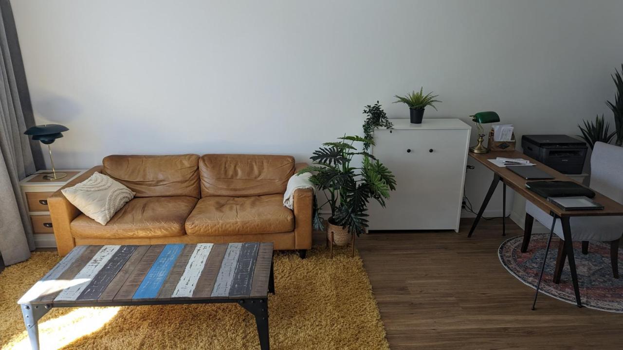 Allroom Modernes Apartment In Unterschleissheim Nur 20 Minuten Nach Muenchen Luaran gambar