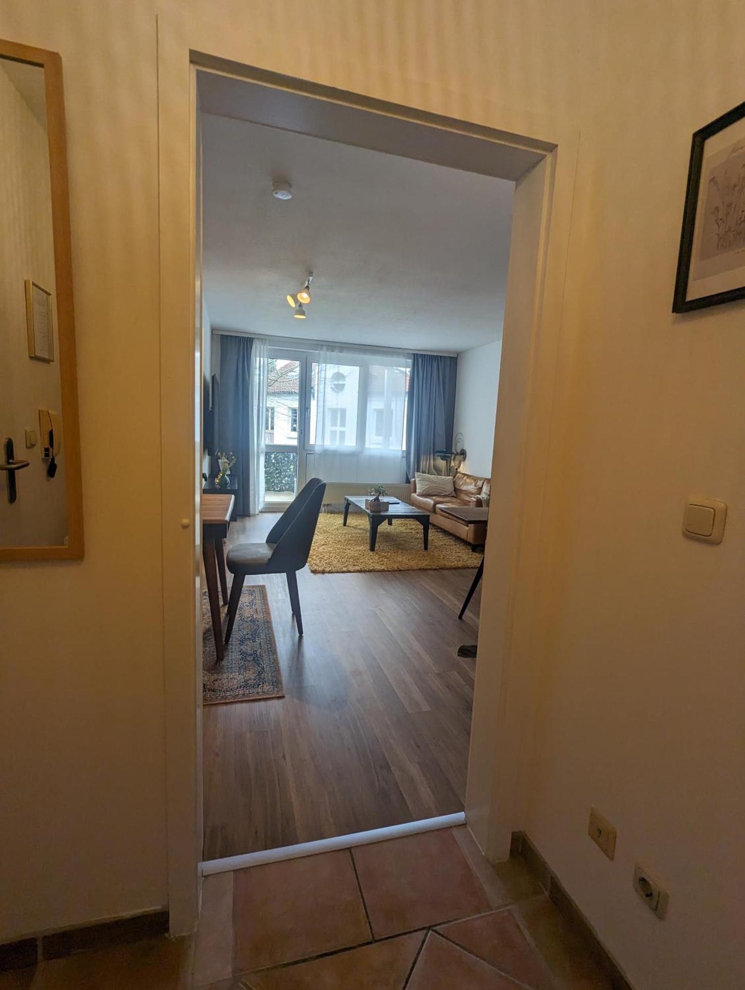 Allroom Modernes Apartment In Unterschleissheim Nur 20 Minuten Nach Muenchen Luaran gambar